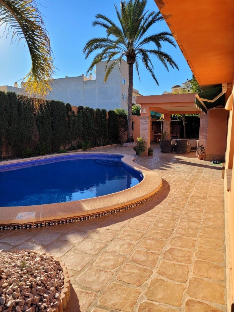 Villa · Herverkoop - Torrevieja · Alicante · Spanje