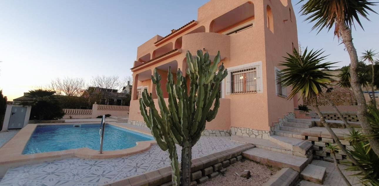 Villa · Herverkoop - El Campello · Alicante · Spanje
