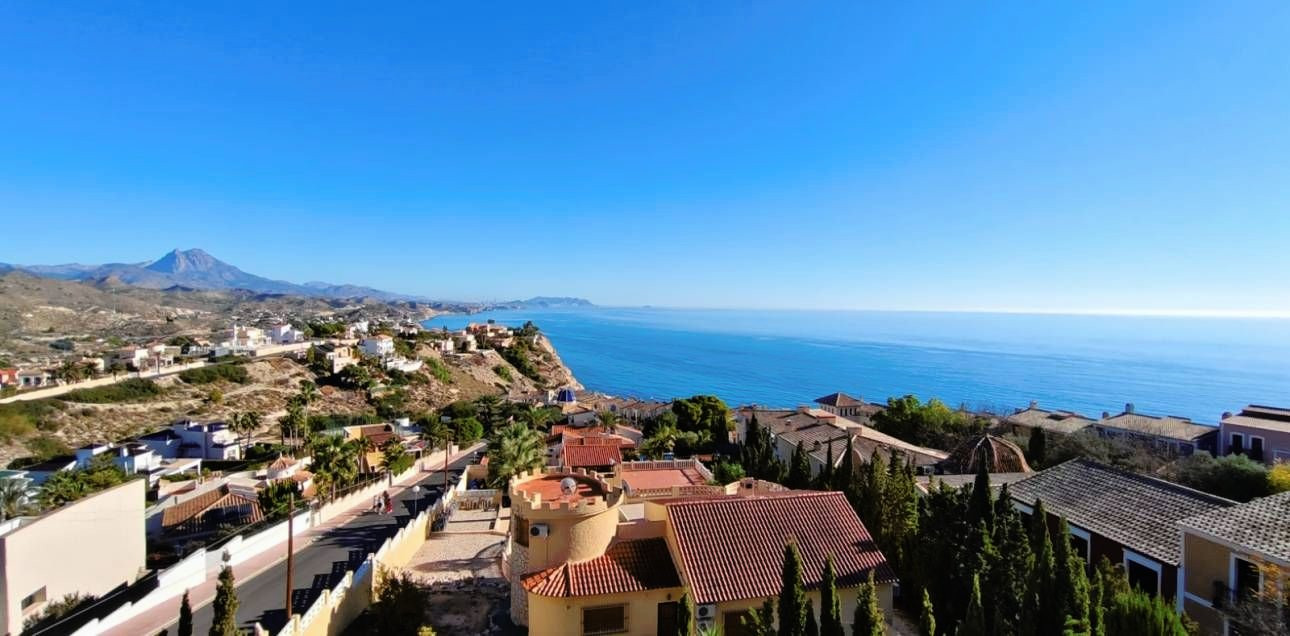 Villa · Herverkoop - El Campello · Alicante · Spanje
