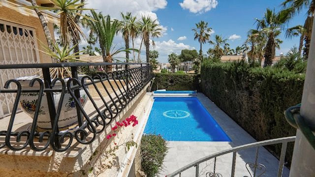 Villa · Reventa - Villamartin · Alicante · España
