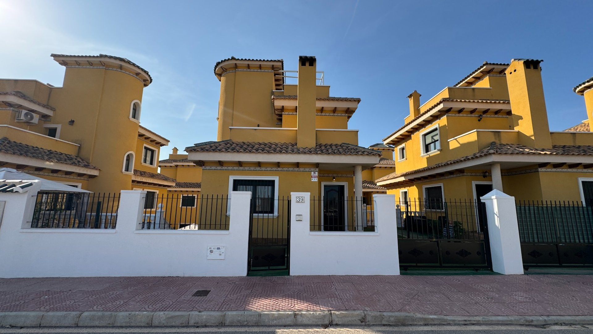 Villa · Reventa - Ciudad Quesada · Alicante · España Villa · Reventa - Ciudad Quesada · Alicante · España