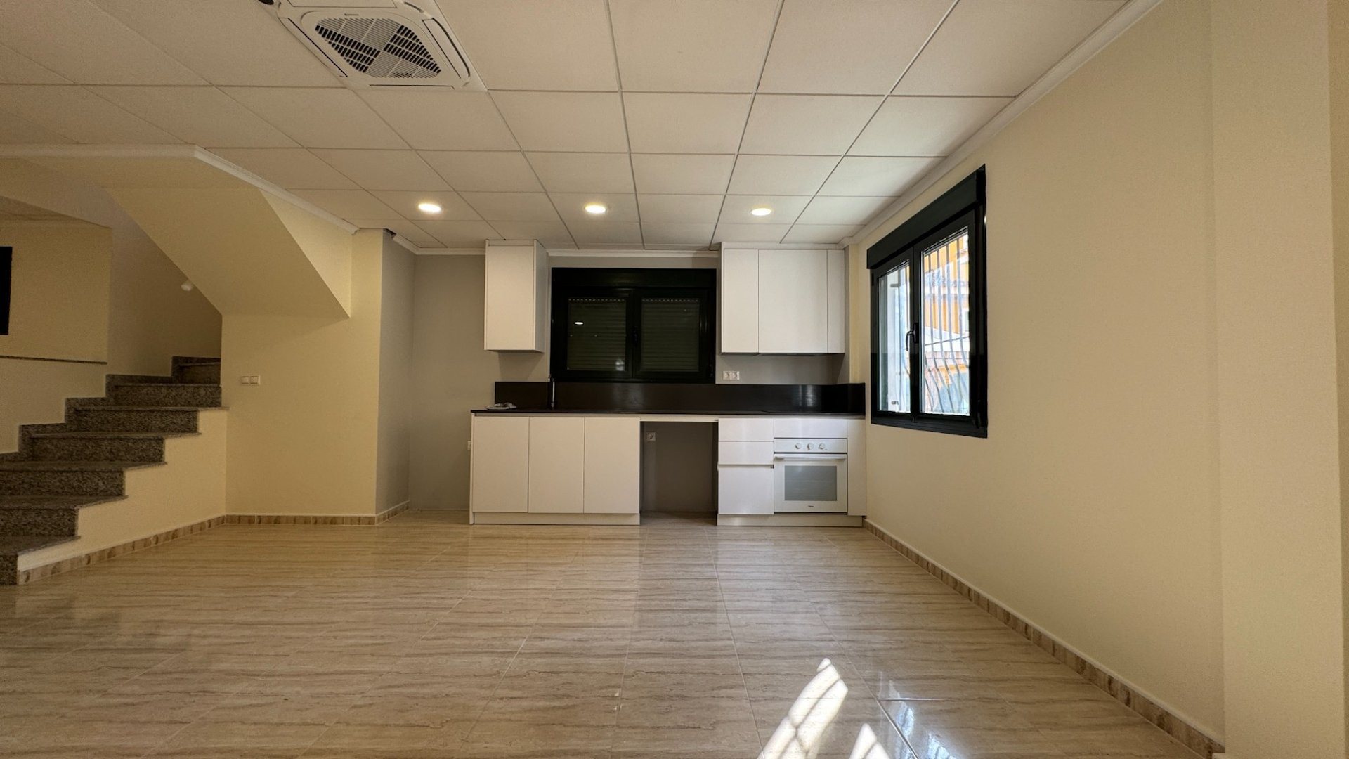 Villa · Reventa - Ciudad Quesada · Alicante · España Villa · Reventa - Ciudad Quesada · Alicante · España