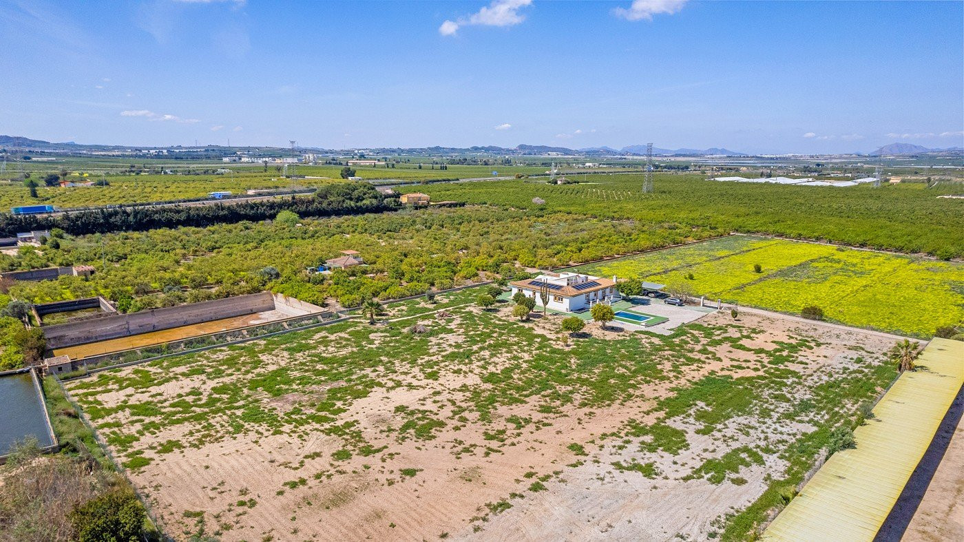 Reventa - Villa - Los Montesinos