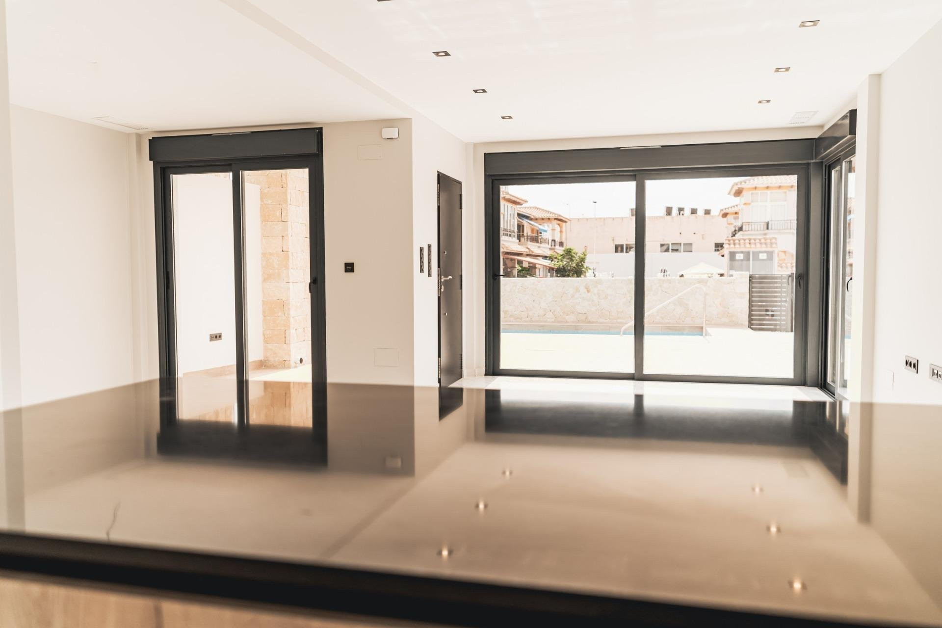 Villa · Obra nueva - Orihuela Costa · Punta Prima · Alicante · España