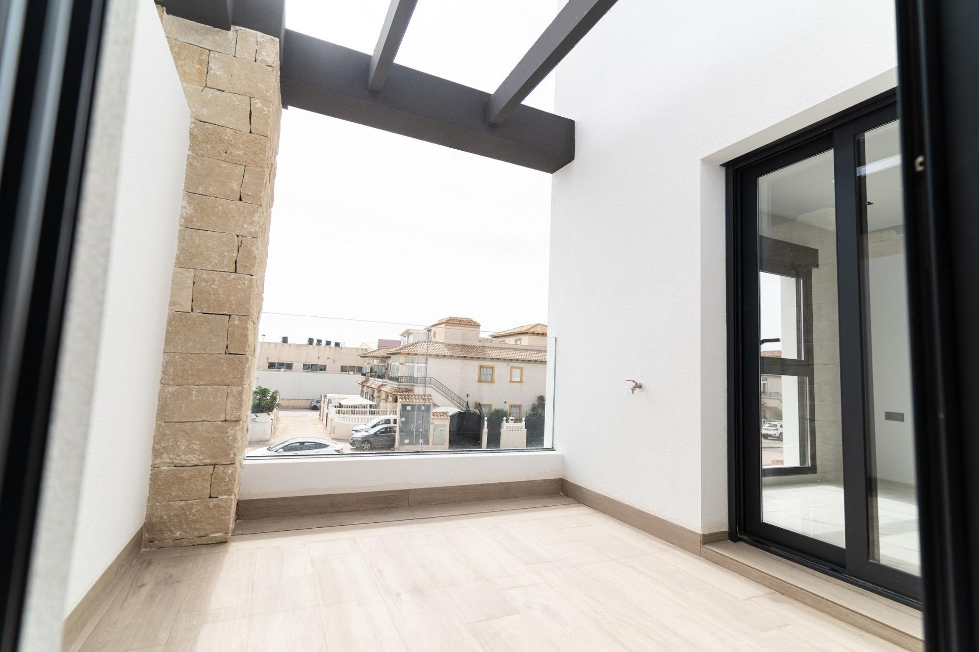 Villa · Obra nueva - Orihuela Costa · Punta Prima · Alicante · España