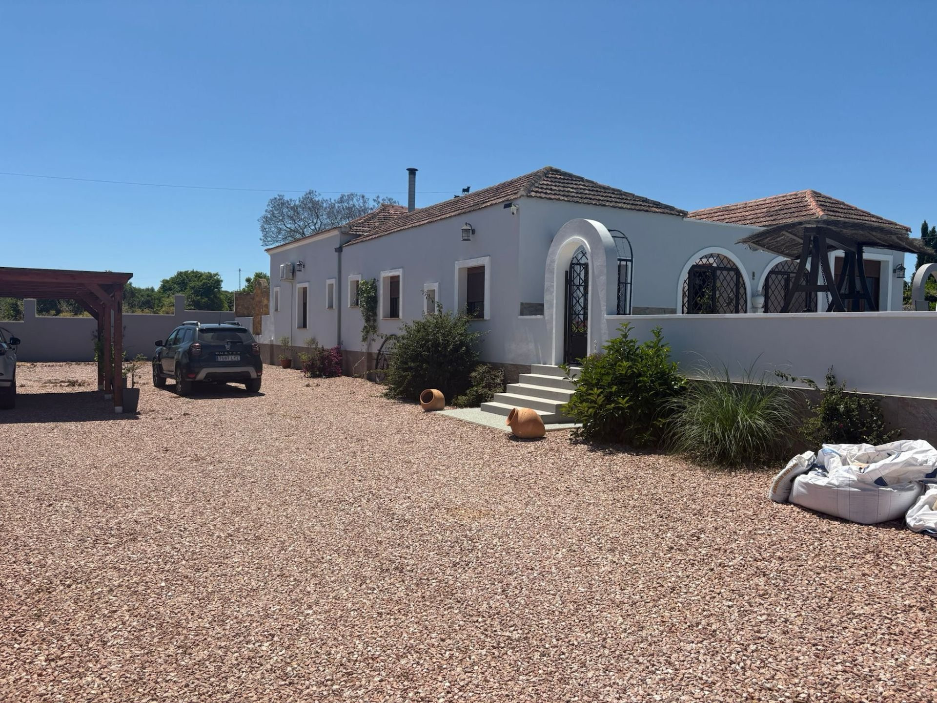 Property Image 3 Property Image 3