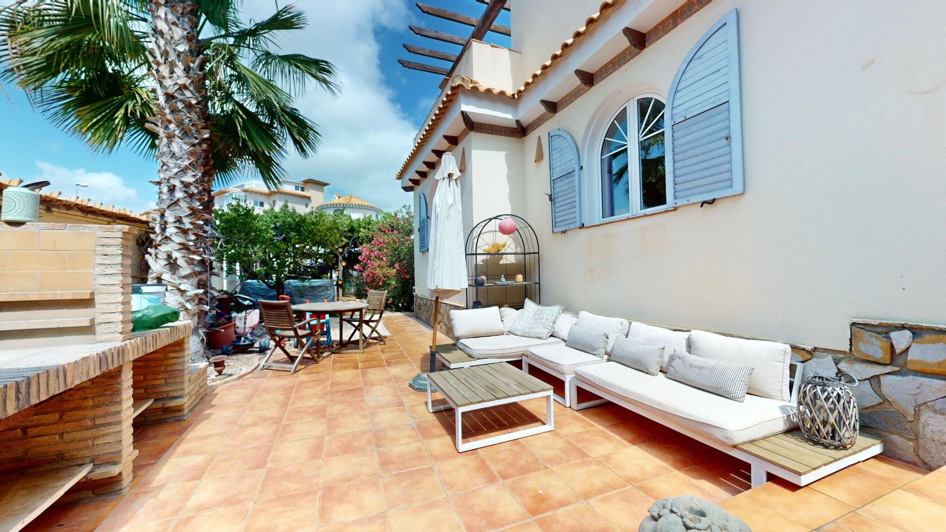 Villa · Reventa - Orihuela Costa · Alicante · España Villa · Reventa - Orihuela Costa · Alicante · España