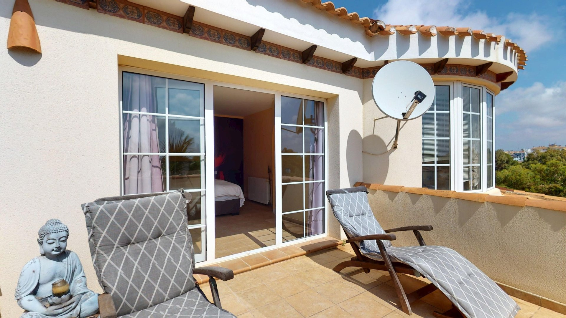 Villa · Reventa - Orihuela Costa · Alicante · España Villa · Reventa - Orihuela Costa · Alicante · España