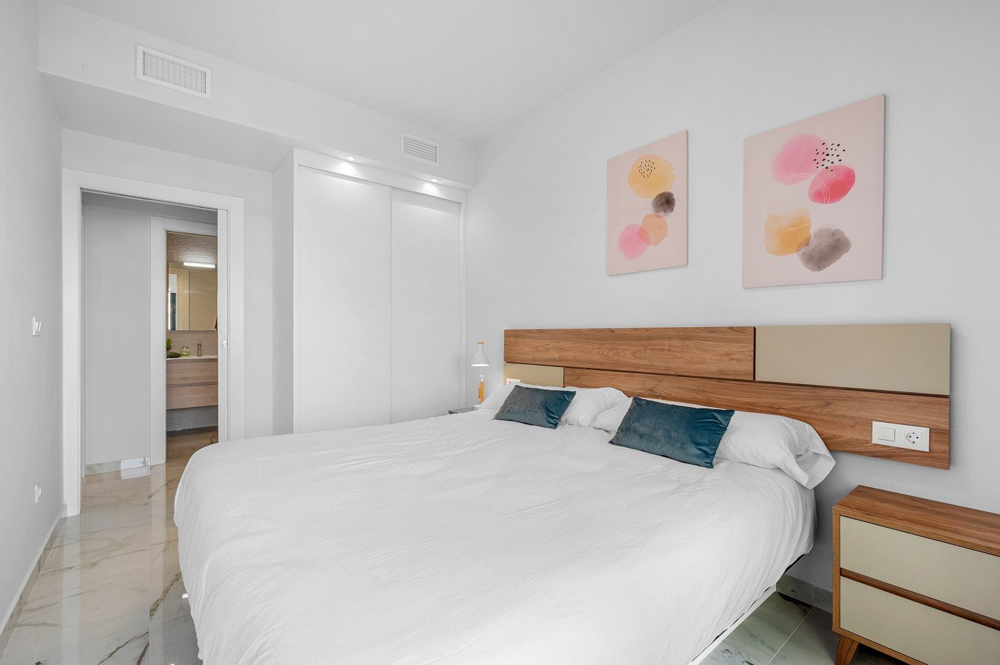 Apartamento · Reventa - Torrevieja · Alicante · España