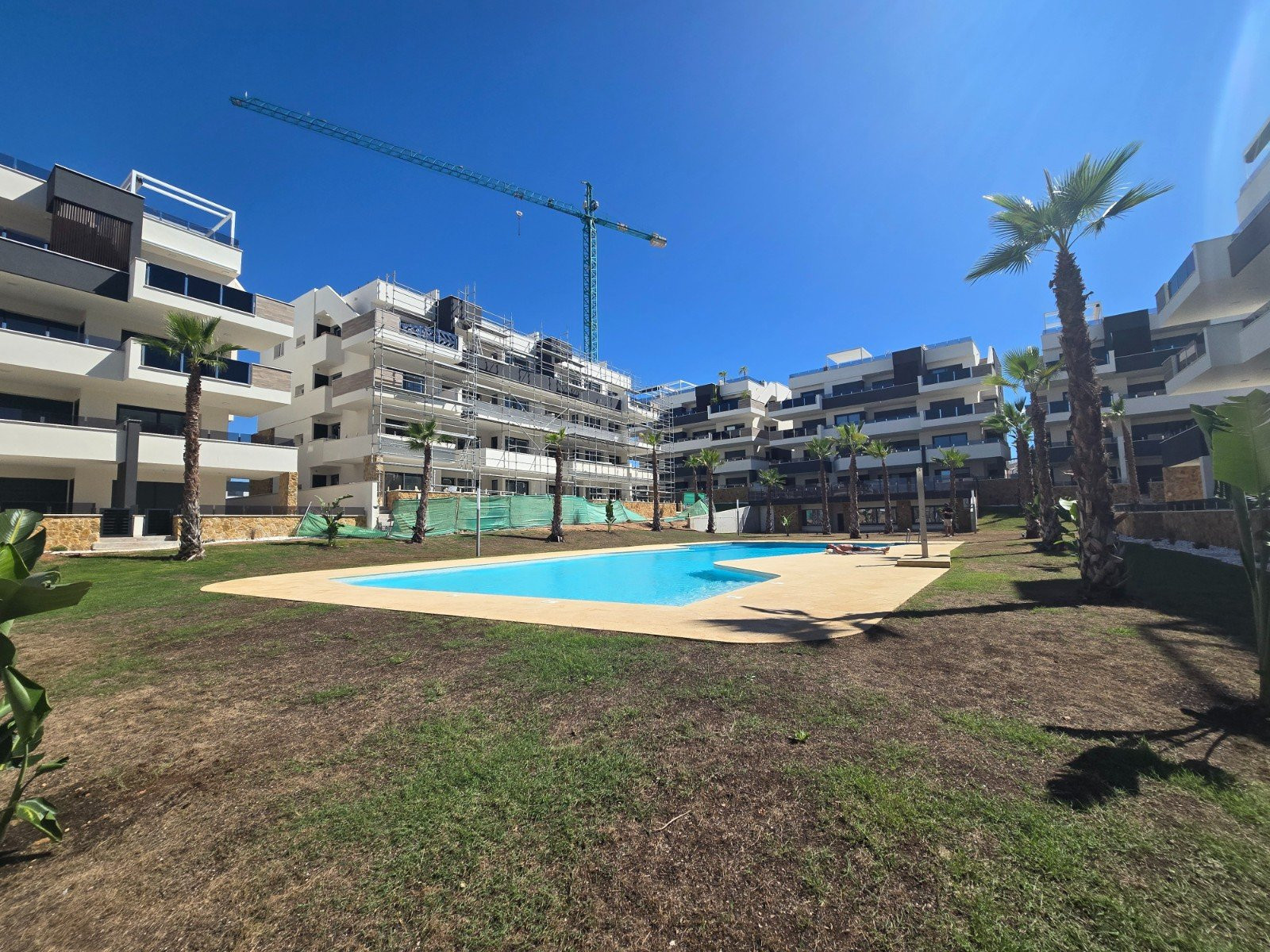 Villa · Reventa - Orihuela Costa · Alicante · España Villa · Reventa - Orihuela Costa · Alicante · España