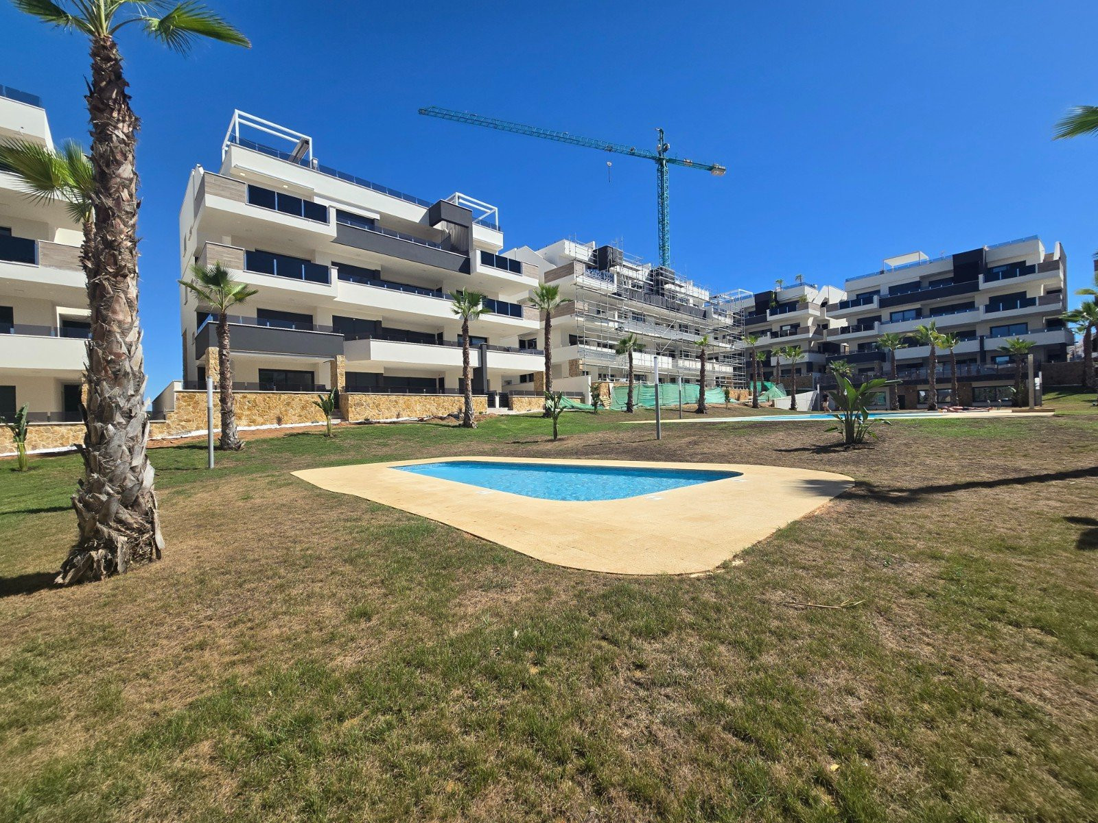 Villa · Reventa - Orihuela Costa · Alicante · España Villa · Reventa - Orihuela Costa · Alicante · España