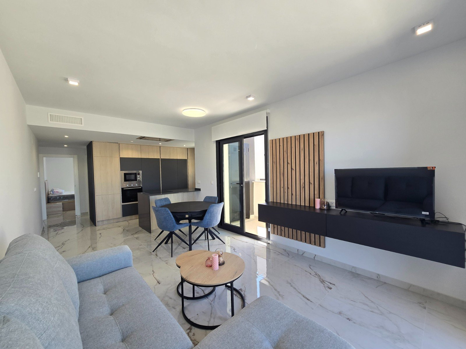 Villa · Reventa - Orihuela Costa · Alicante · España Villa · Reventa - Orihuela Costa · Alicante · España