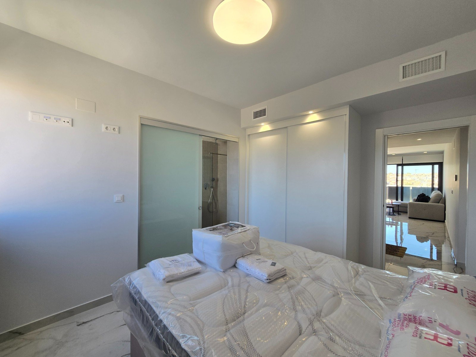 Villa · Reventa - Orihuela Costa · Alicante · España Villa · Reventa - Orihuela Costa · Alicante · España