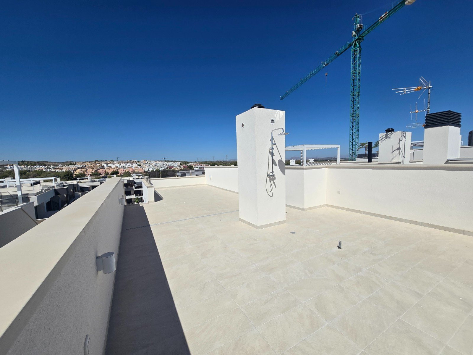 Villa · Reventa - Orihuela Costa · Alicante · España Villa · Reventa - Orihuela Costa · Alicante · España