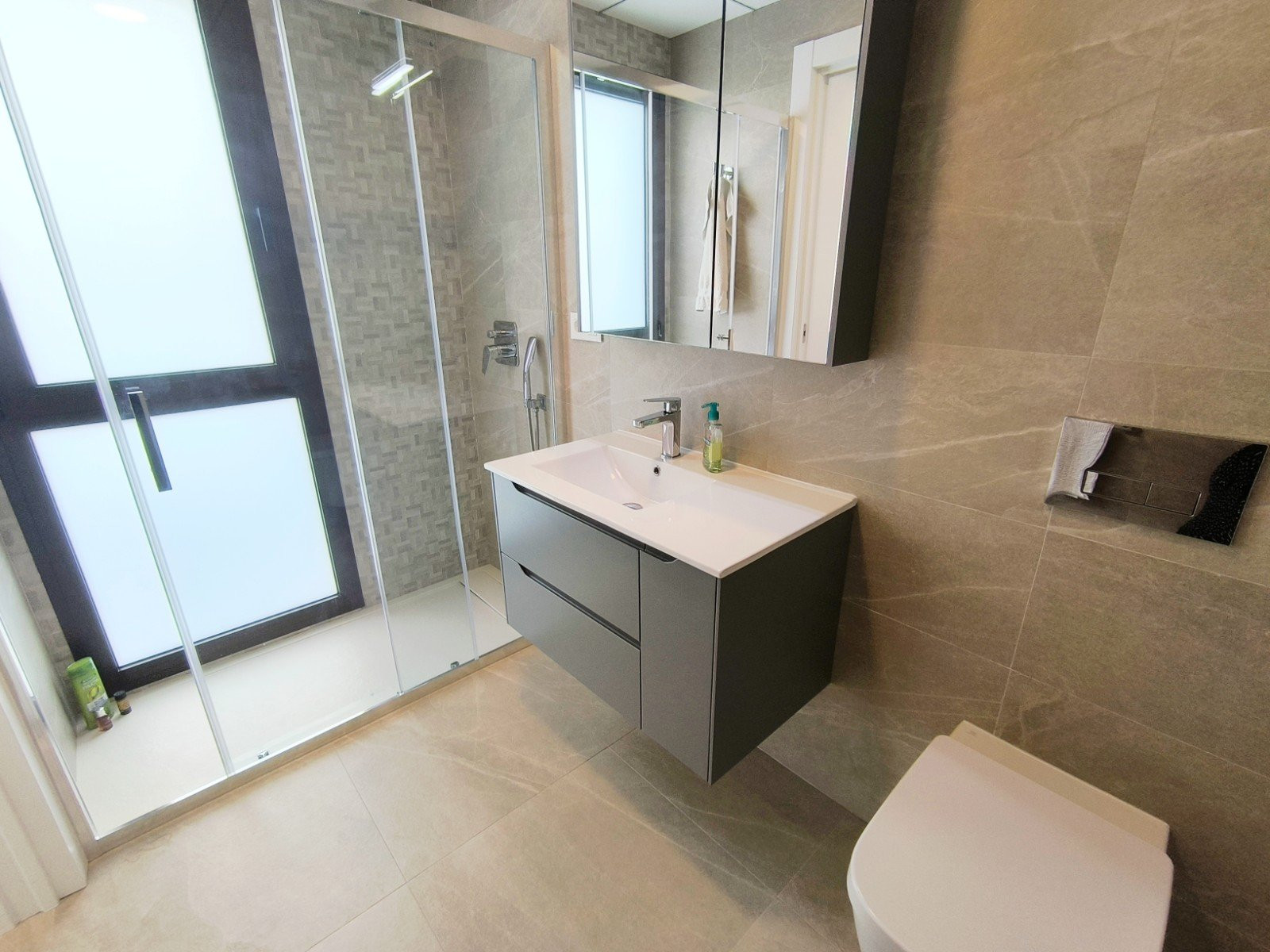 Twee-onder-een-kapwoning · Herverkoop - Algorfa · La Finca Golf Resort · Alicante · Spanje