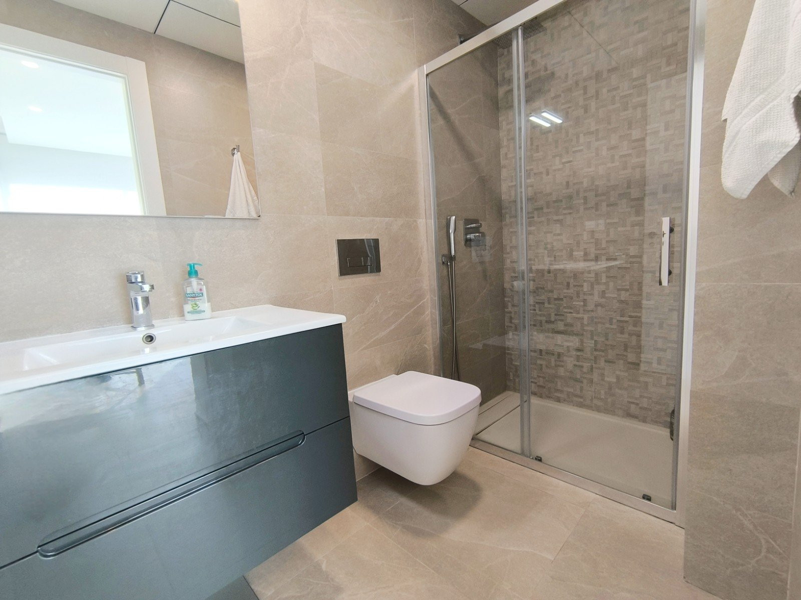 Twee-onder-een-kapwoning · Herverkoop - Algorfa · La Finca Golf Resort · Alicante · Spanje