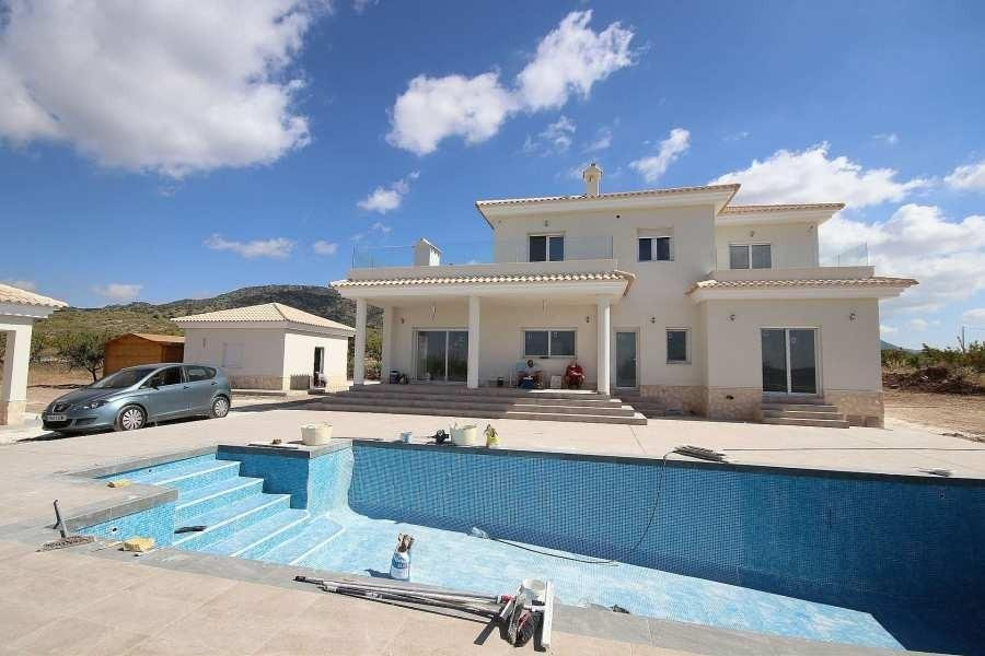 Villa · Obra nueva - Pinoso · Alicante · España Villa · Obra nueva - Pinoso · Alicante · España