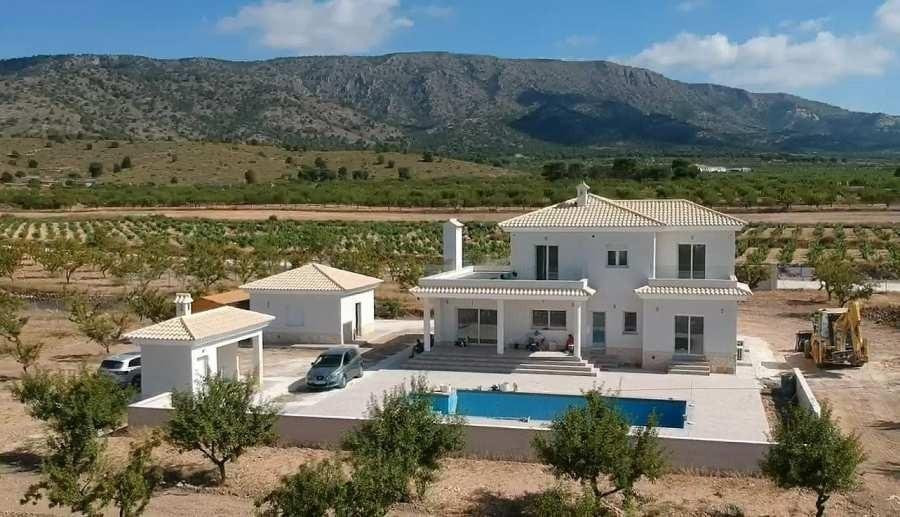 Villa · Obra nueva - Pinoso · Alicante · España Villa · Obra nueva - Pinoso · Alicante · España