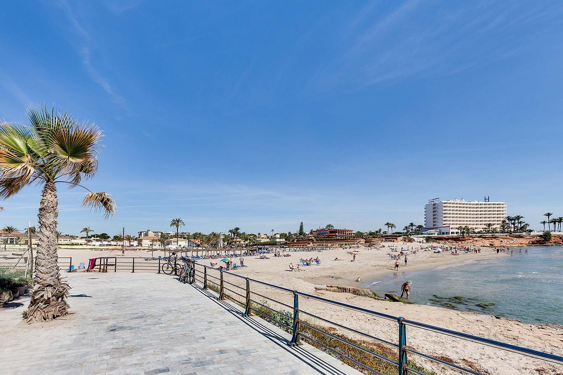 Villa · Obra nueva - Orihuela Costa · La Zenia · Alicante · España Villa · Obra nueva - Orihuela Costa · La Zenia · Alicante · España