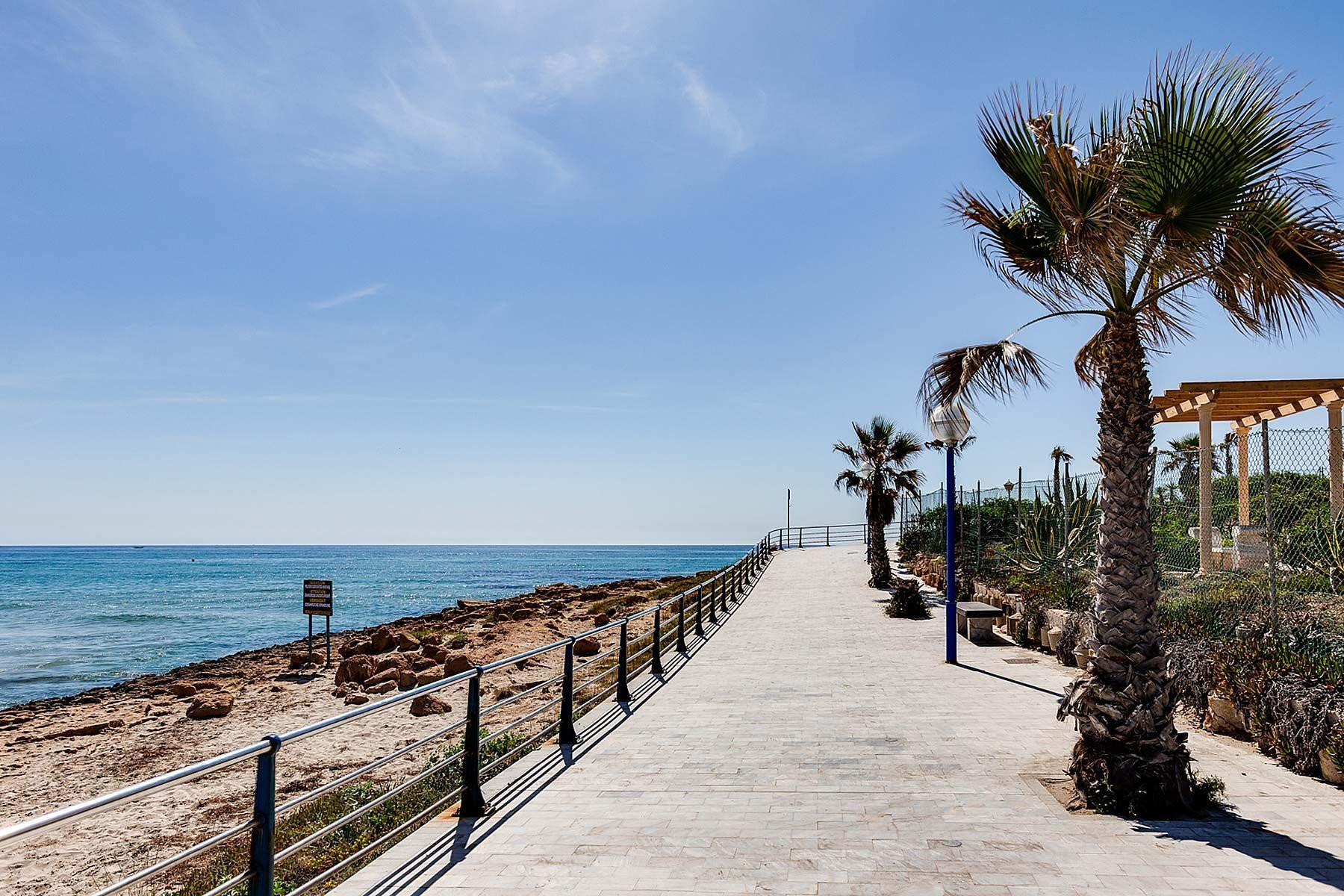 Villa · Obra nueva - Orihuela Costa · La Zenia · Alicante · España Villa · Obra nueva - Orihuela Costa · La Zenia · Alicante · España