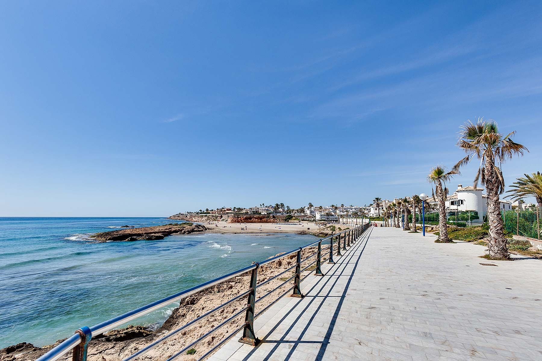 Villa · Obra nueva - Orihuela Costa · La Zenia · Alicante · España Villa · Obra nueva - Orihuela Costa · La Zenia · Alicante · España