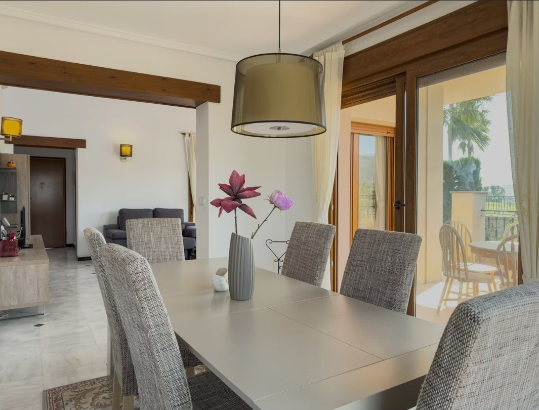Villa · Herverkoop - Algorfa · La Finca Golf Resort · Alicante · Spanje