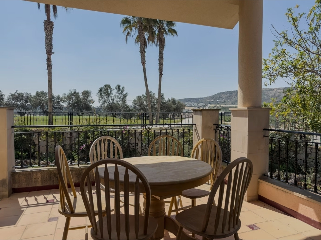 Villa · Herverkoop - Algorfa · La Finca Golf Resort · Alicante · Spanje