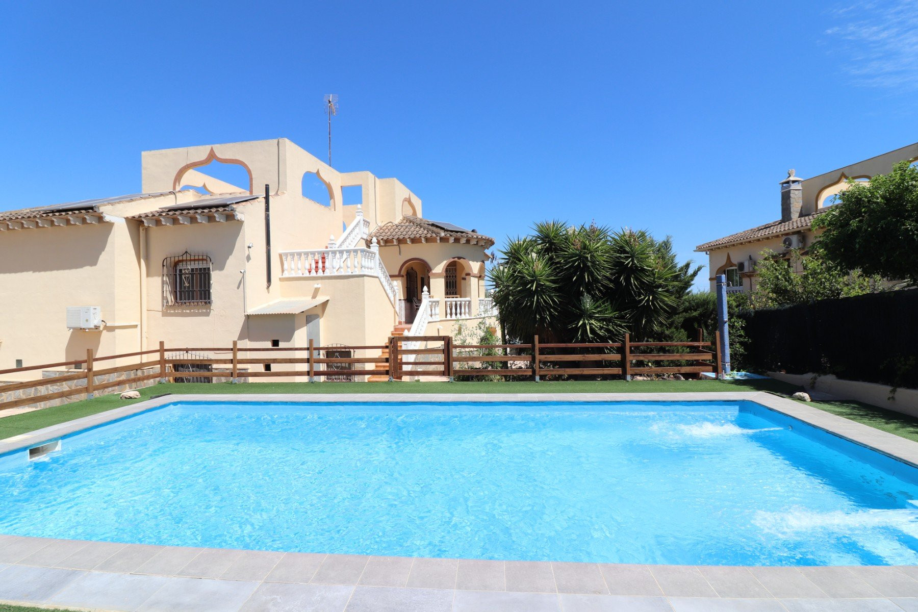 Villa · Herverkoop - Almoradí · Alicante · Spanje