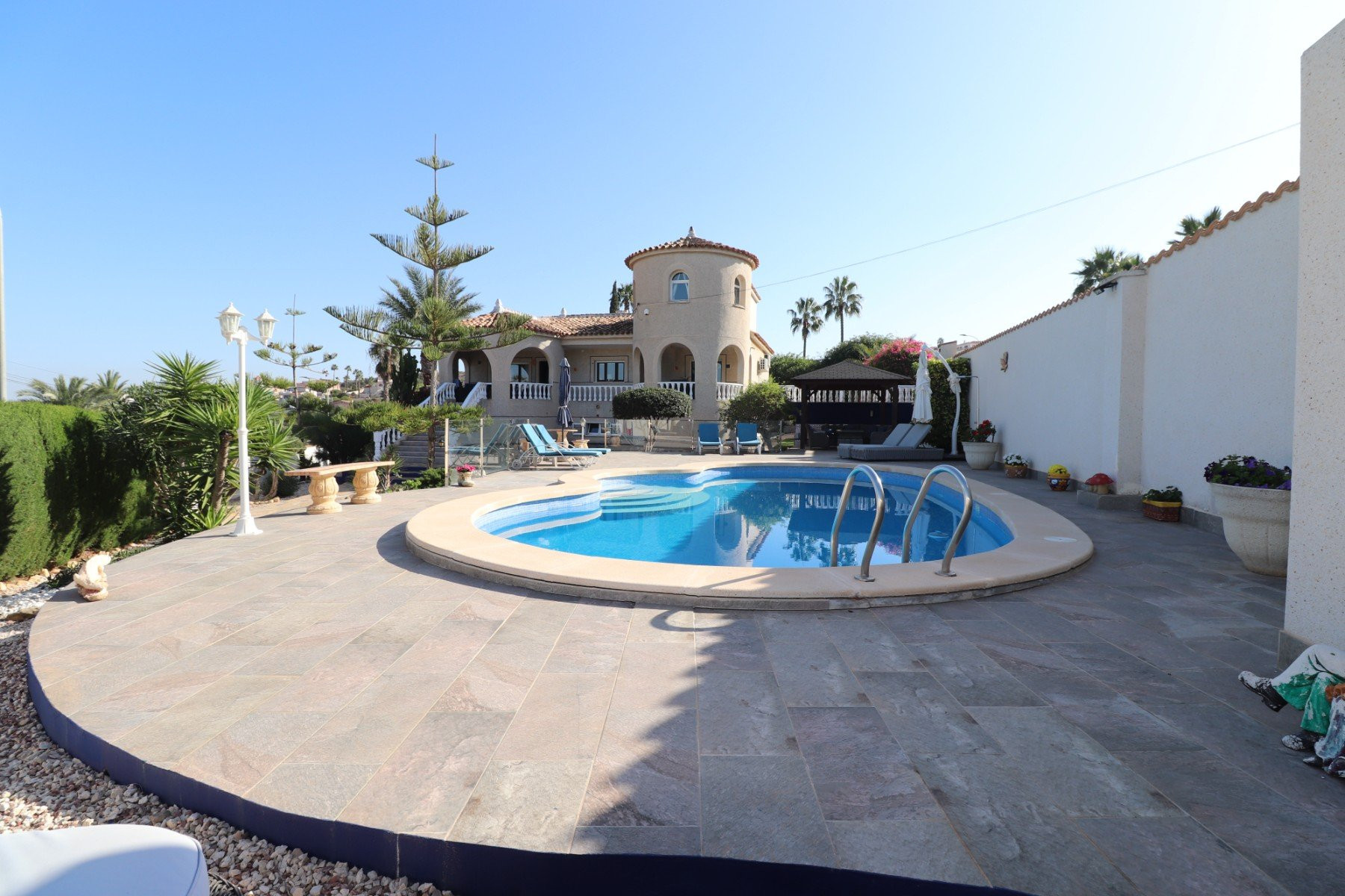 Villa · Herverkoop - Algorfa · Alicante · Spanje