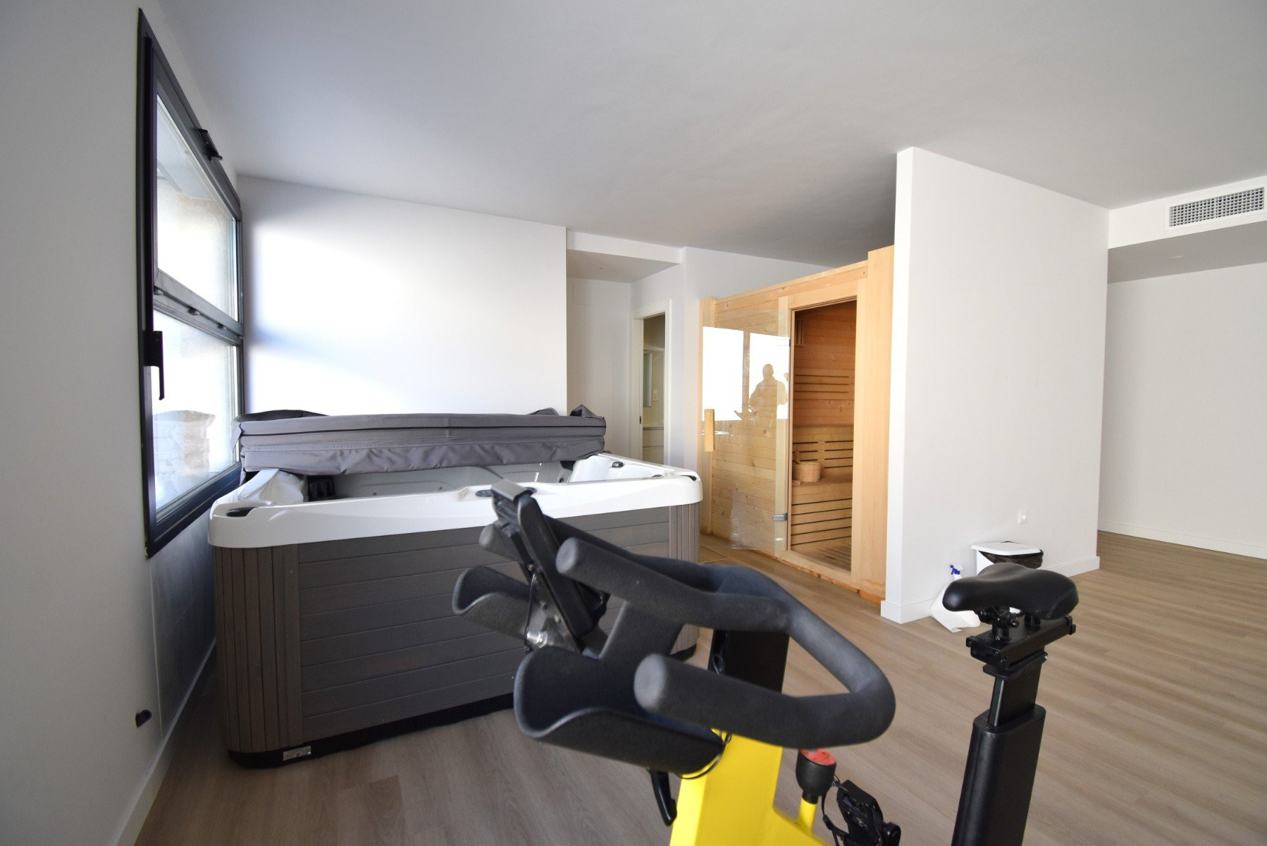 Apartment · Resale - Orihuela Costa · Playa Flamenca · Alicante · Spain Apartment · Resale - Orihuela Costa · Playa Flamenca · Alicante · Spain