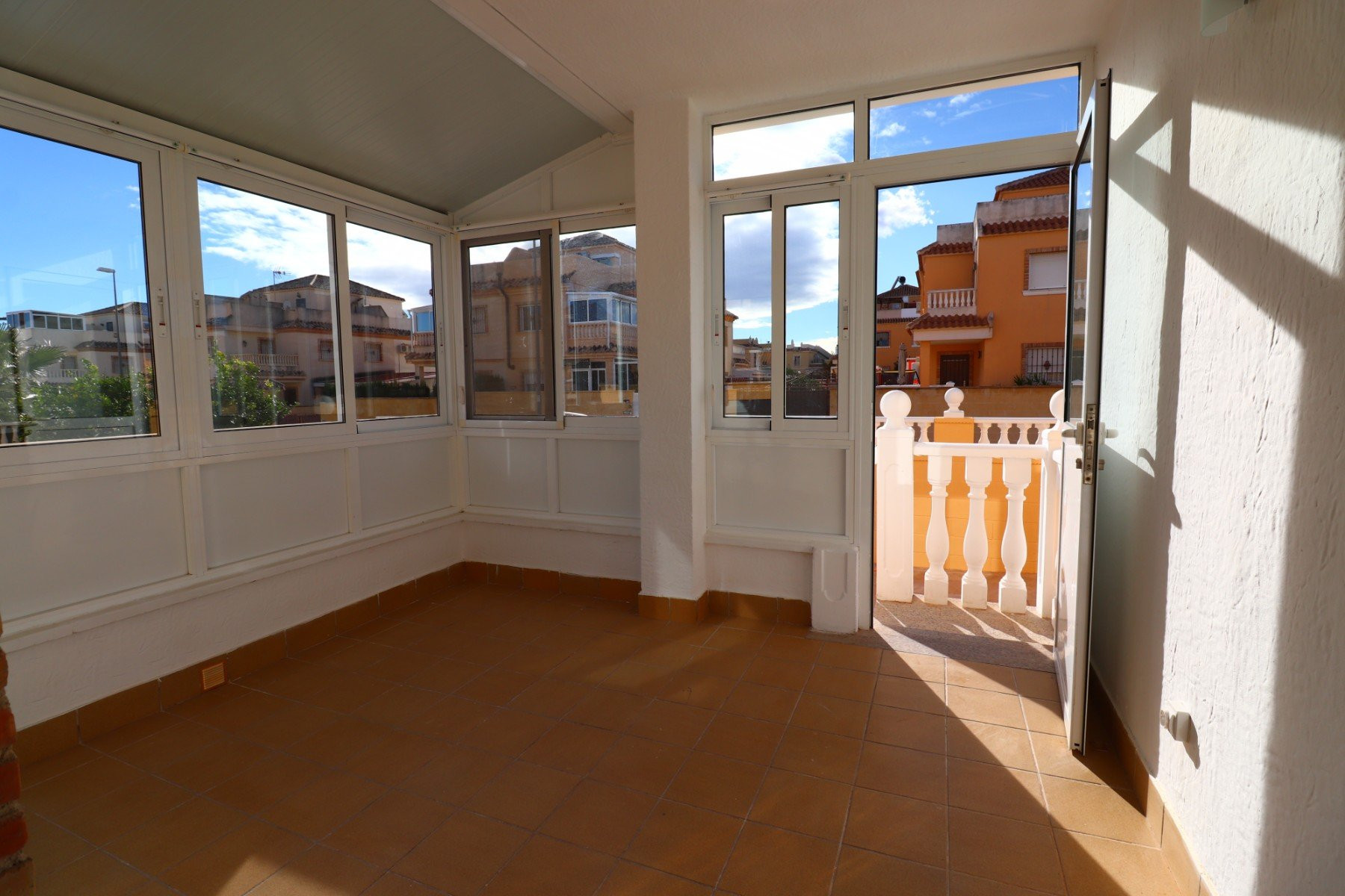 Adosado · Reventa - Ciudad Quesada · Alicante · España Adosado · Reventa - Ciudad Quesada · Alicante · España