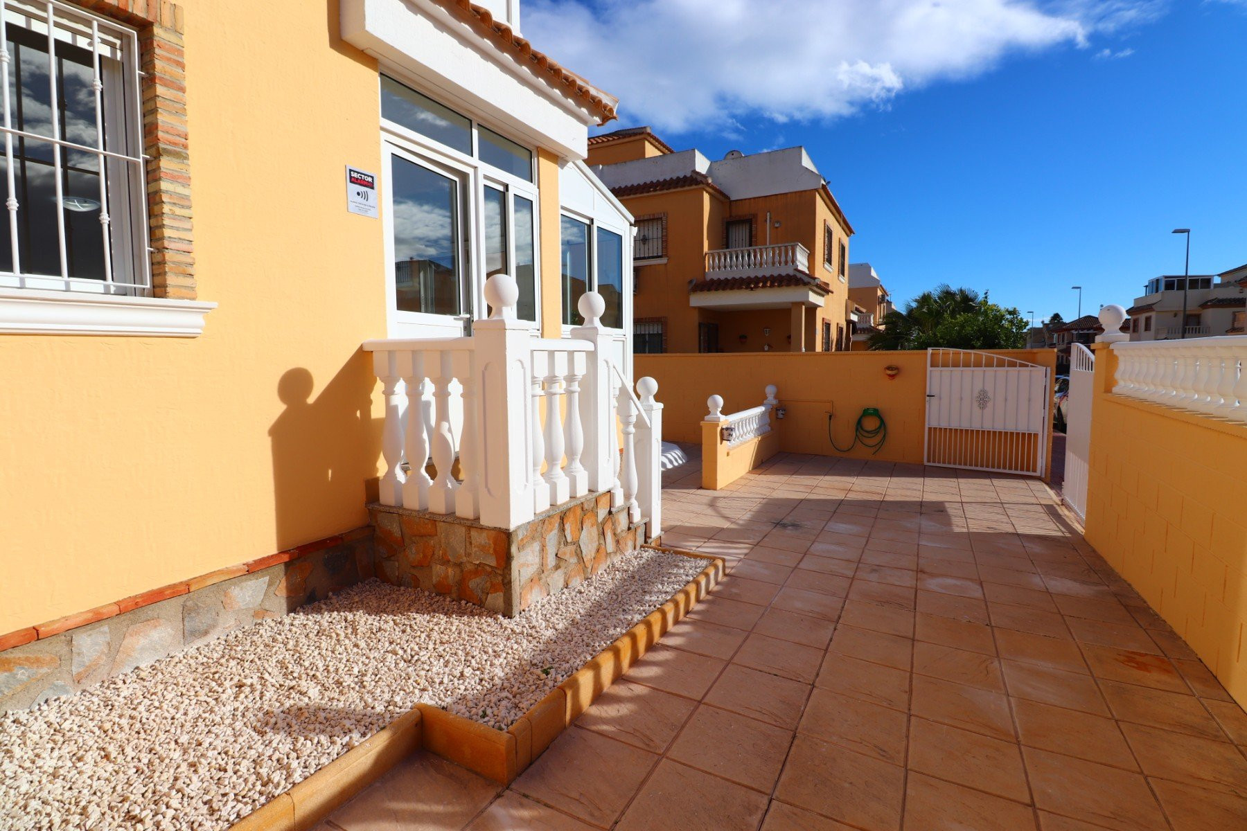Adosado · Reventa - Ciudad Quesada · Alicante · España Adosado · Reventa - Ciudad Quesada · Alicante · España
