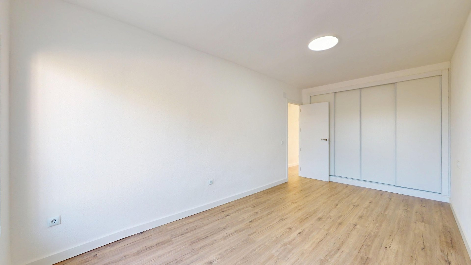 Apartamento · Reventa - Villamartin · Alicante · España Apartamento · Reventa - Villamartin · Alicante · España