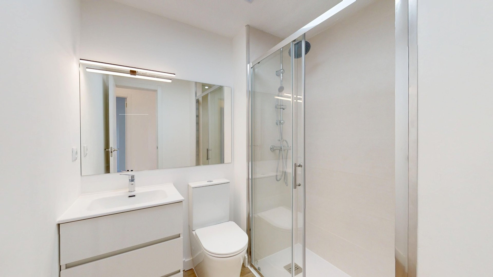 Apartamento · Reventa - Villamartin · Alicante · España Apartamento · Reventa - Villamartin · Alicante · España