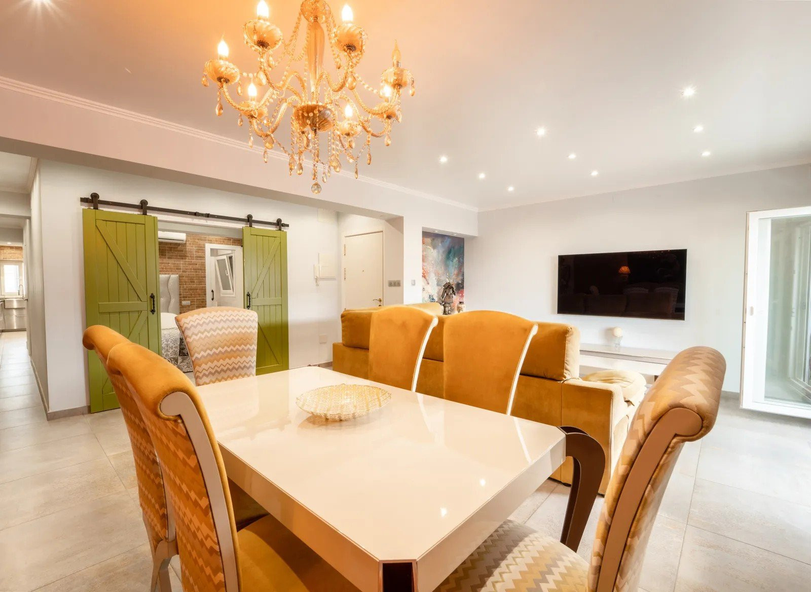 Apartment · Resale - Torrevieja · Alicante · Spain Apartment · Resale - Torrevieja · Alicante · Spain