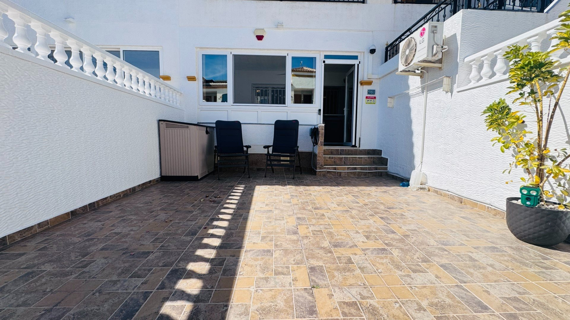 Apartment · Resale - Orihuela · Alicante · Spain Apartment · Resale - Orihuela · Alicante · Spain