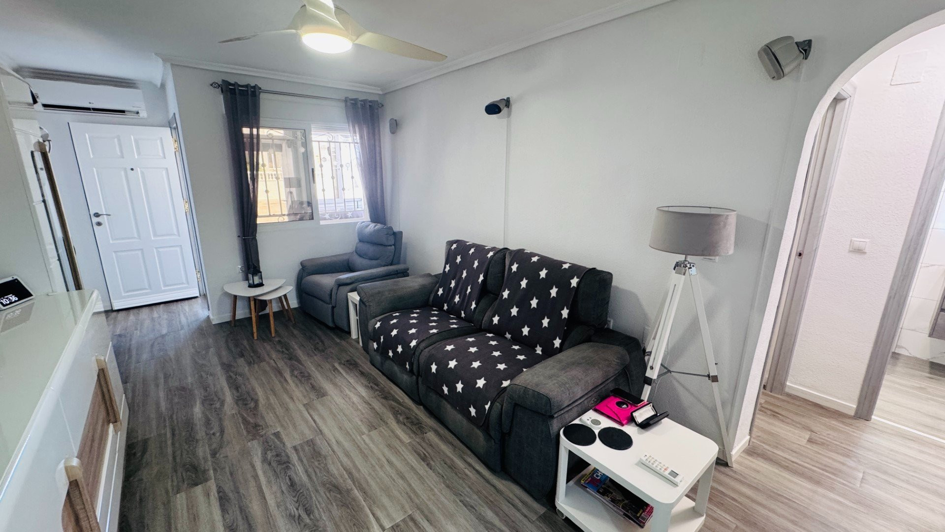 Apartment · Resale - Orihuela · Alicante · Spain Apartment · Resale - Orihuela · Alicante · Spain