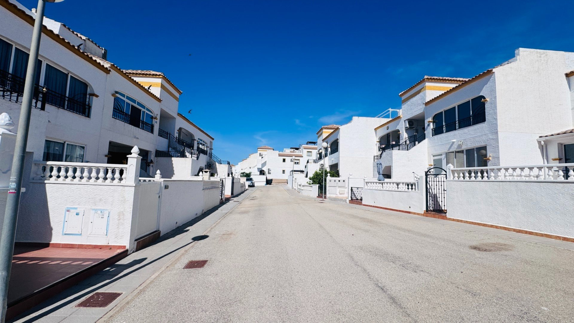 Apartment · Resale - Orihuela · Alicante · Spain Apartment · Resale - Orihuela · Alicante · Spain