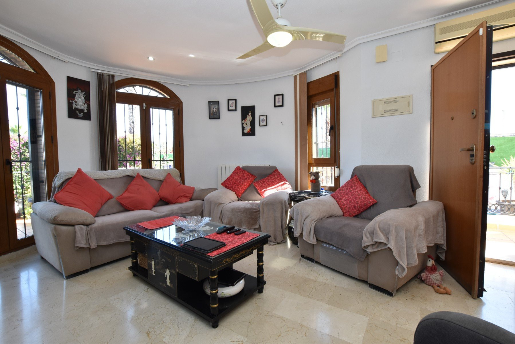 Villa · Resale - Algorfa · La Finca Golf Resort · Alicante · Spain
