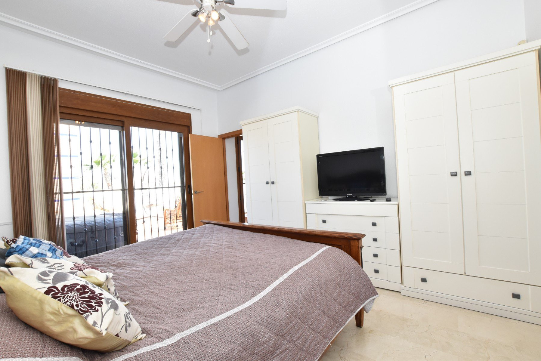 Villa · Resale - Algorfa · La Finca Golf Resort · Alicante · Spain