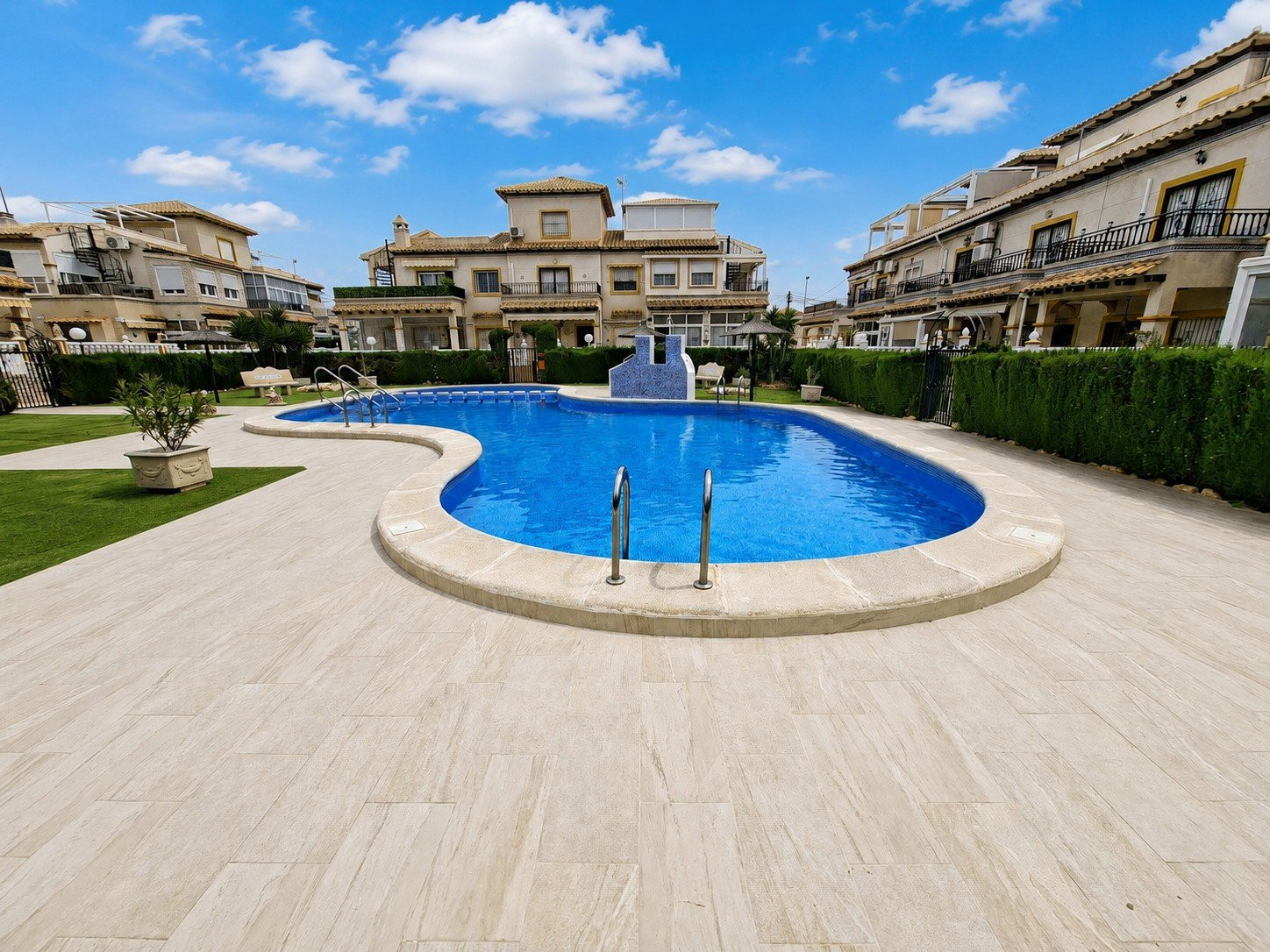 Appartement · Herverkoop - Punta Prima · Alicante · Spanje