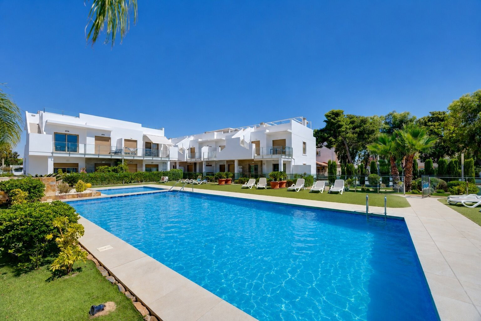 Apartamento · Reventa - Pilar de la Horadada · Alicante · España Apartamento · Reventa - Pilar de la Horadada · Alicante · España