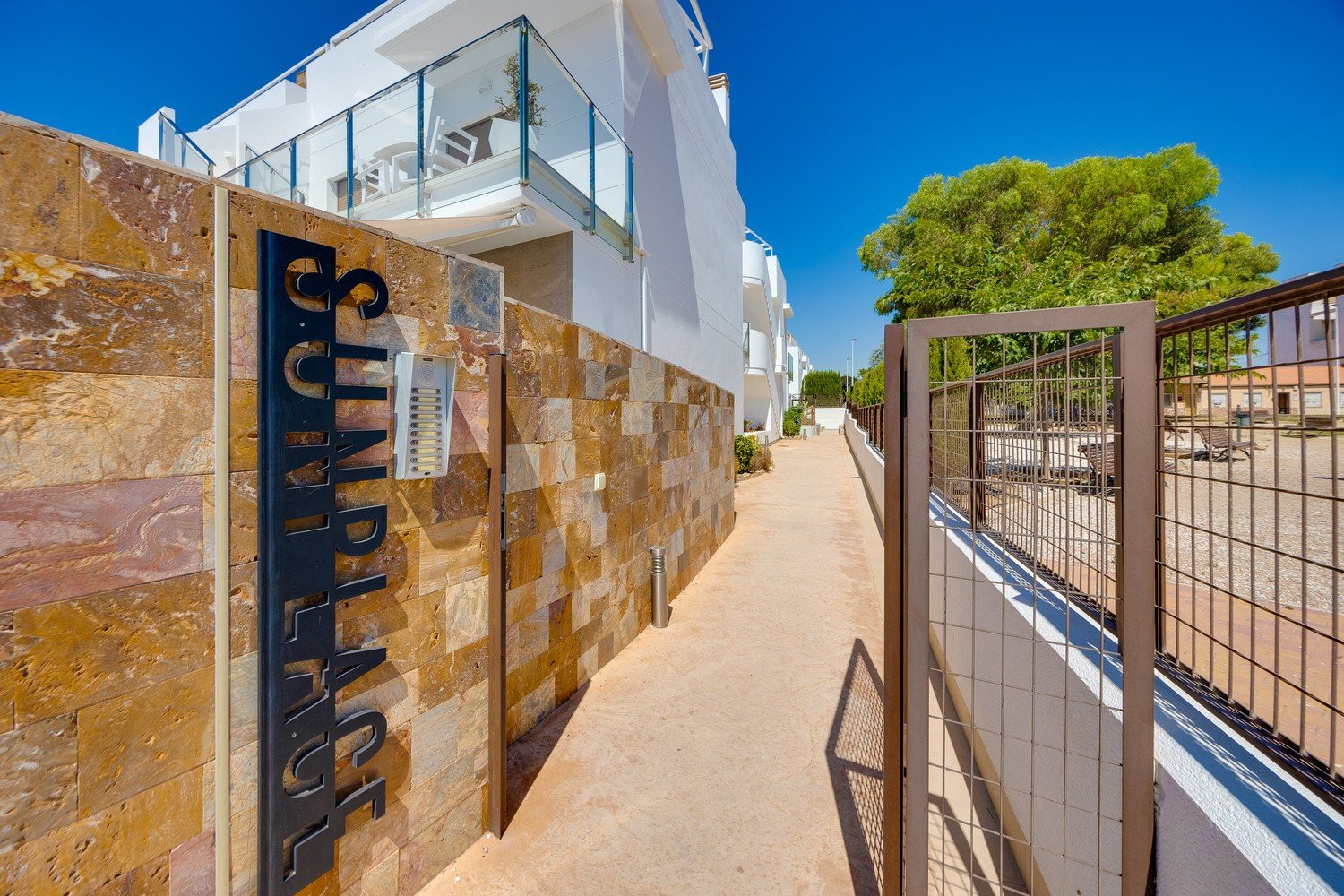 Apartamento · Reventa - Pilar de la Horadada · Alicante · España Apartamento · Reventa - Pilar de la Horadada · Alicante · España