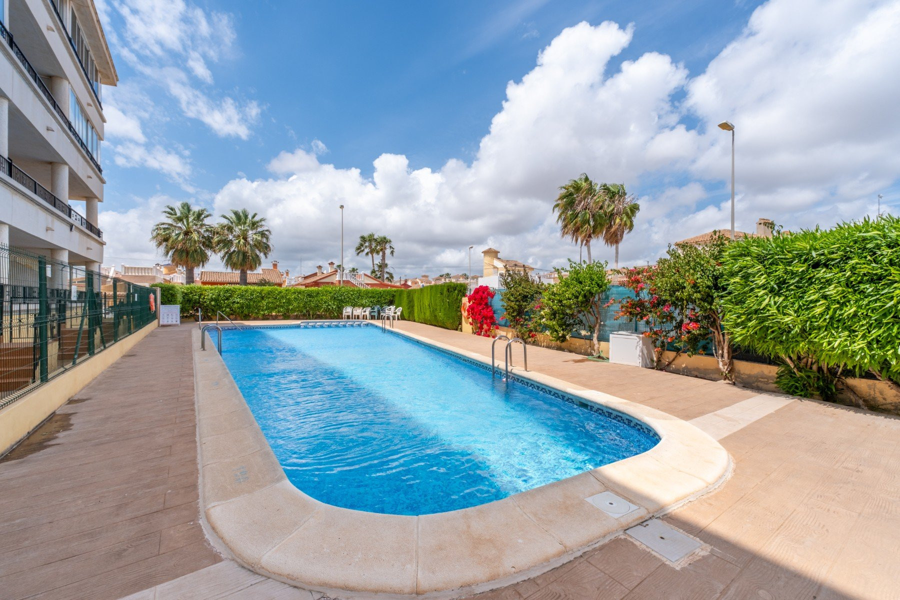 Apartamento · Reventa - Orihuela Costa · Playa Flamenca · Alicante · España Apartamento · Reventa - Orihuela Costa · Playa Flamenca · Alicante · España