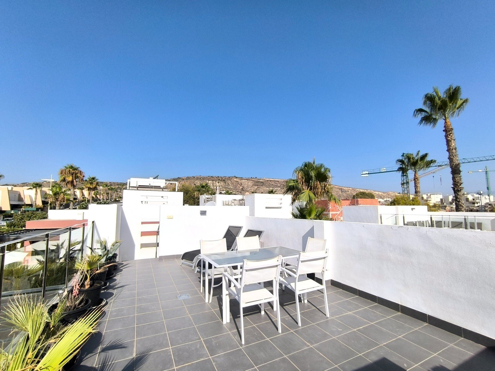 Herenhuis · Herverkoop - Algorfa · Alicante · Spanje Herenhuis · Herverkoop - Algorfa · Alicante · Spanje