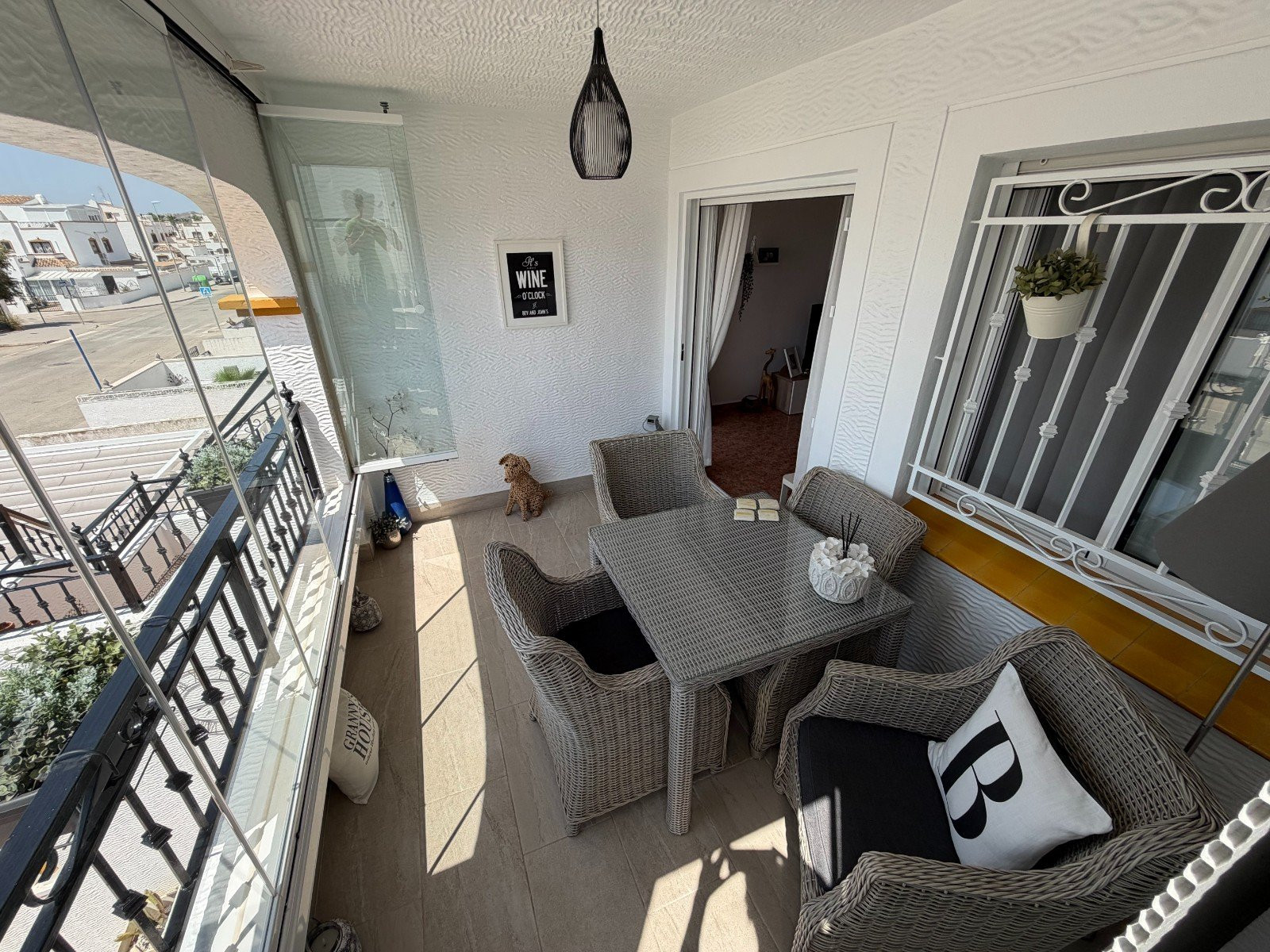 Apartment · Resale - Orihuela · Alicante · Spain Apartment · Resale - Orihuela · Alicante · Spain