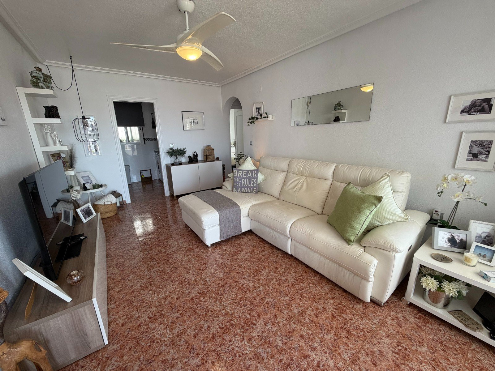 Apartment · Resale - Orihuela · Alicante · Spain Apartment · Resale - Orihuela · Alicante · Spain