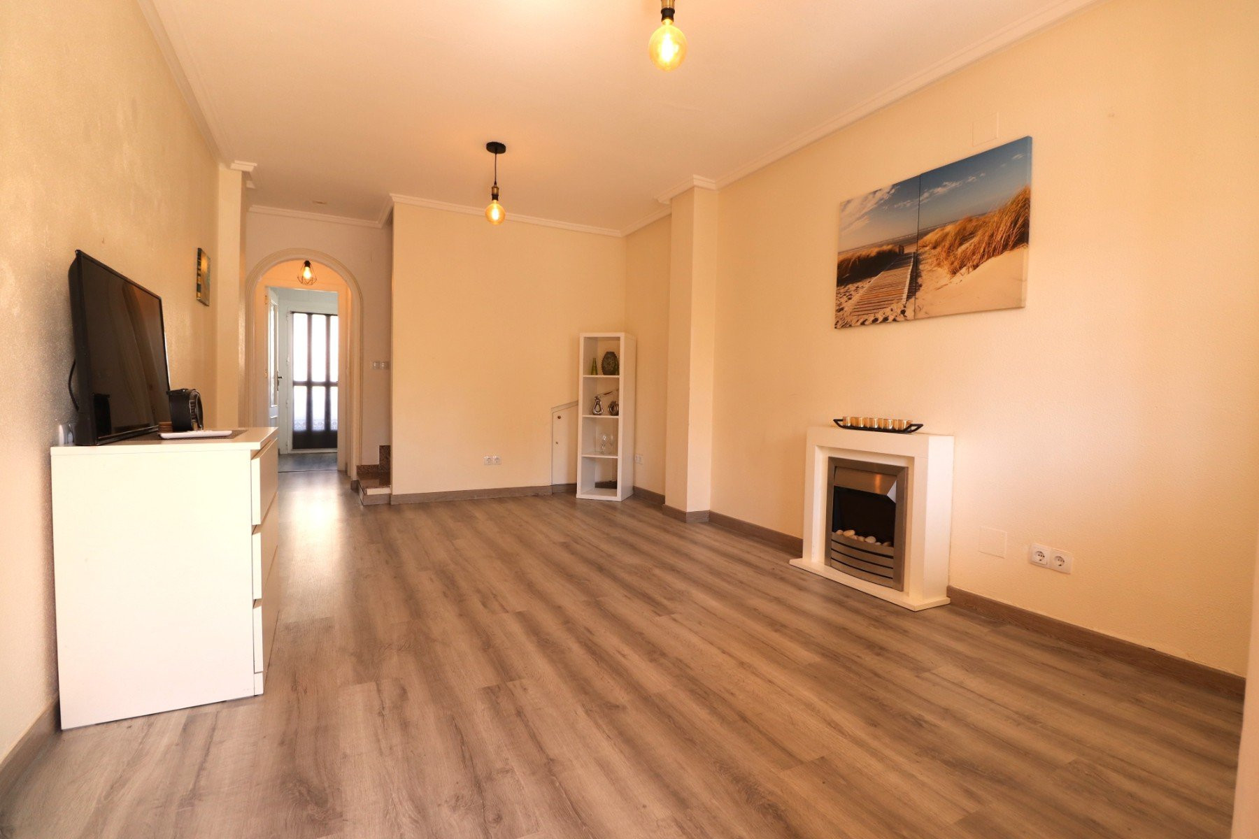 Townhouse · Resale - Algorfa · Alicante · Spain Townhouse · Resale - Algorfa · Alicante · Spain
