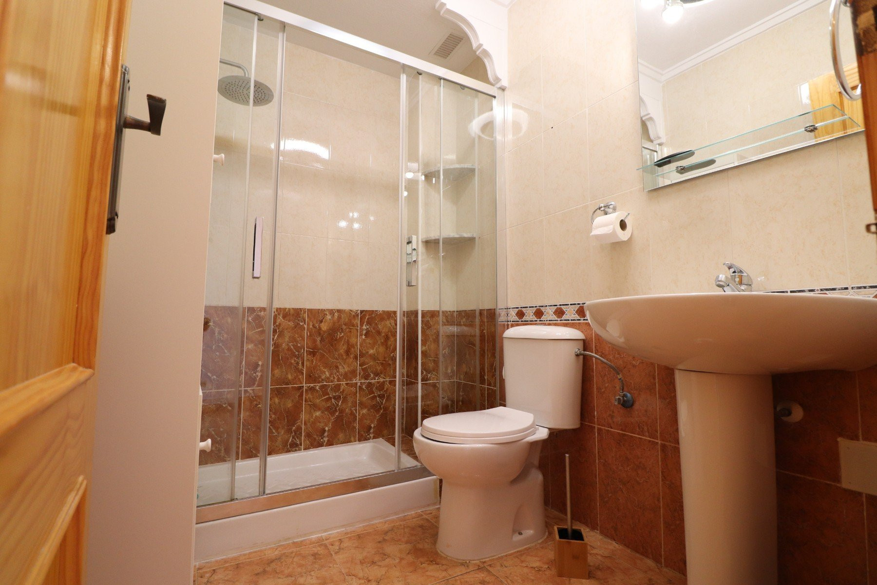 Townhouse · Resale - Algorfa · Alicante · Spain Townhouse · Resale - Algorfa · Alicante · Spain