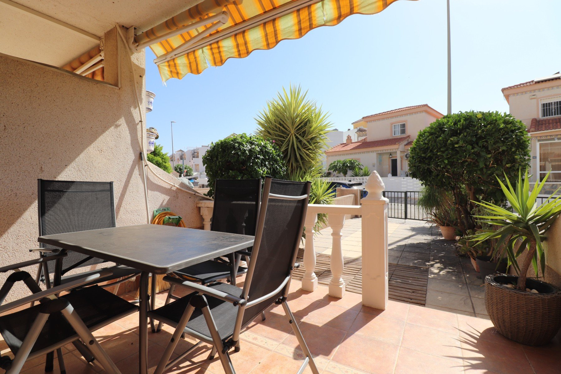 Townhouse · Resale - Algorfa · Alicante · Spain Townhouse · Resale - Algorfa · Alicante · Spain